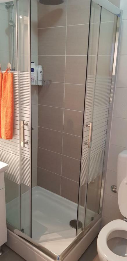 Orhideja Osijek Apartman Kültér fotó